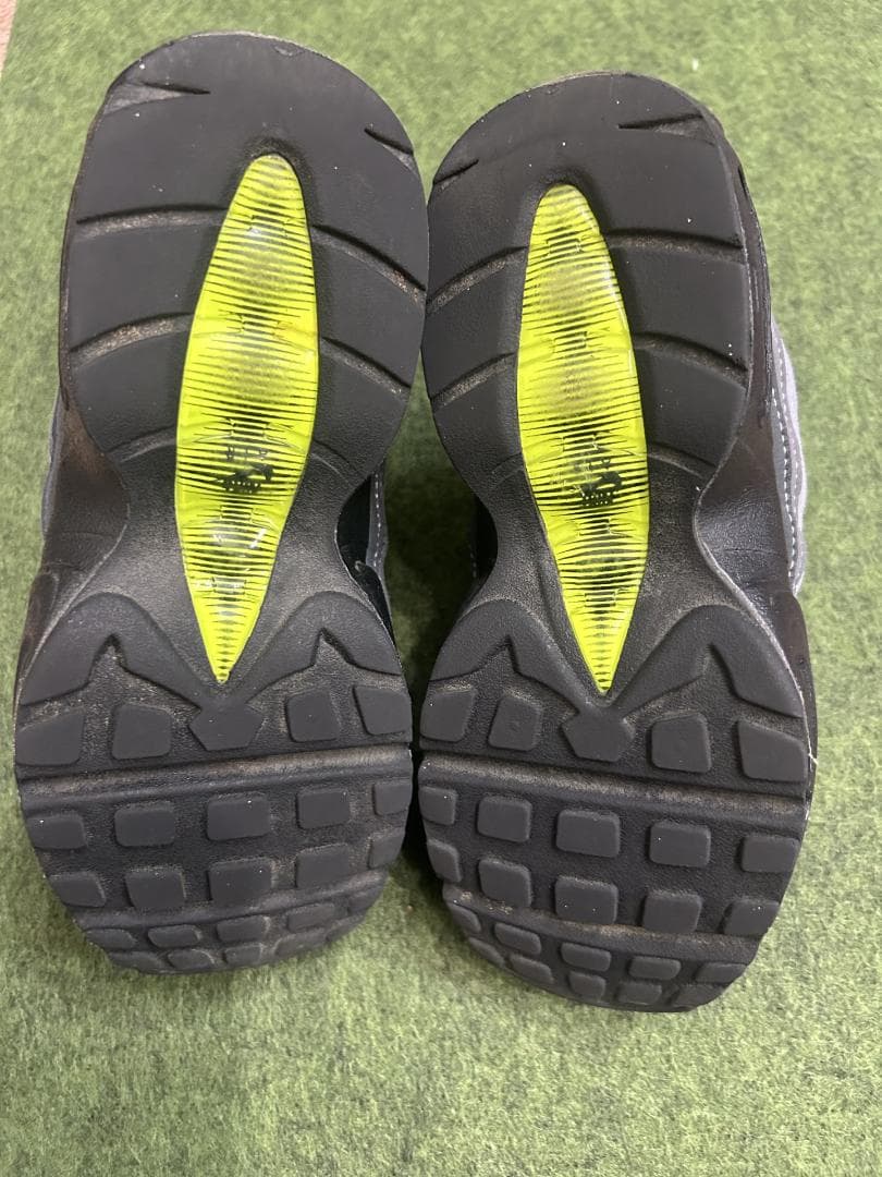 【日本未発売】Nike Air Max 95 ネオンイエロー 18.5 cm