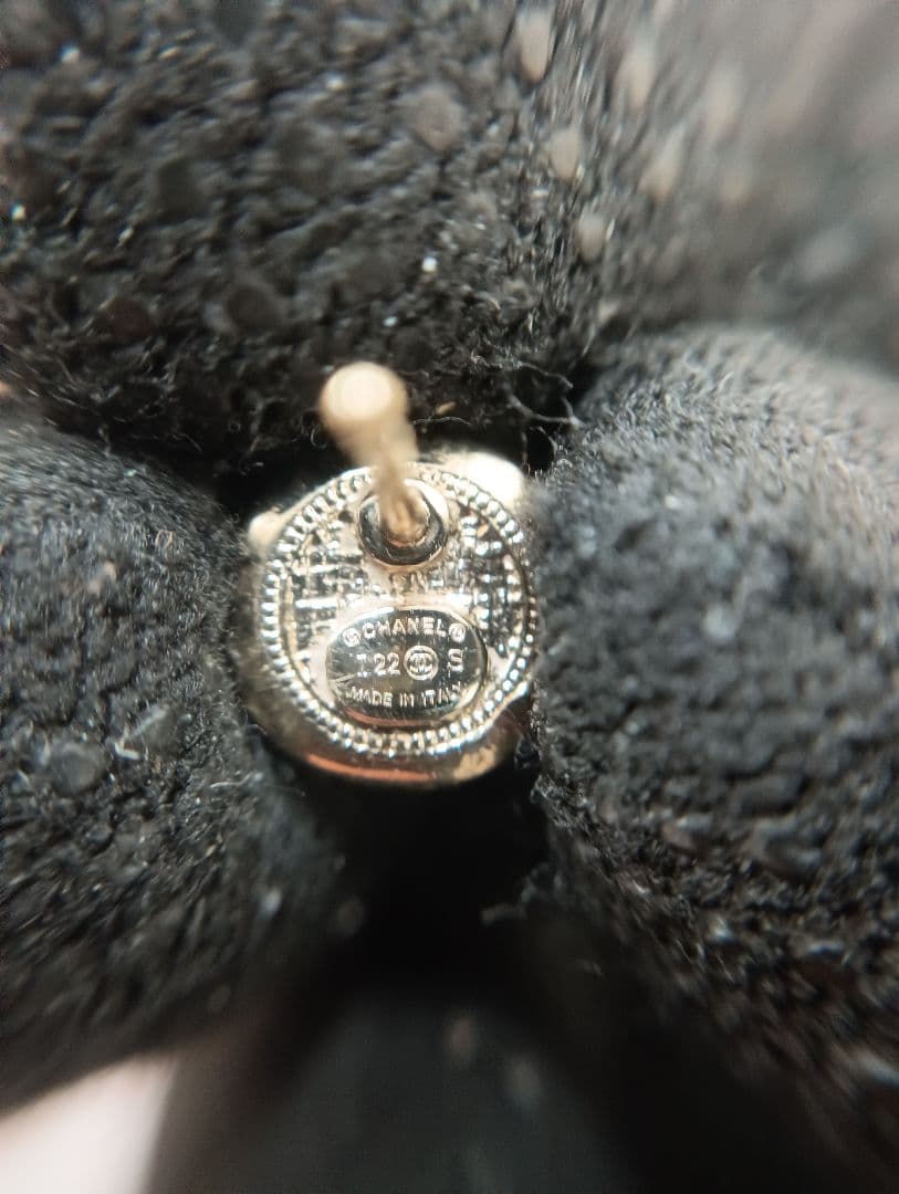 CHANEL　ピアス　22S ココマーク　アクセサリー　片耳