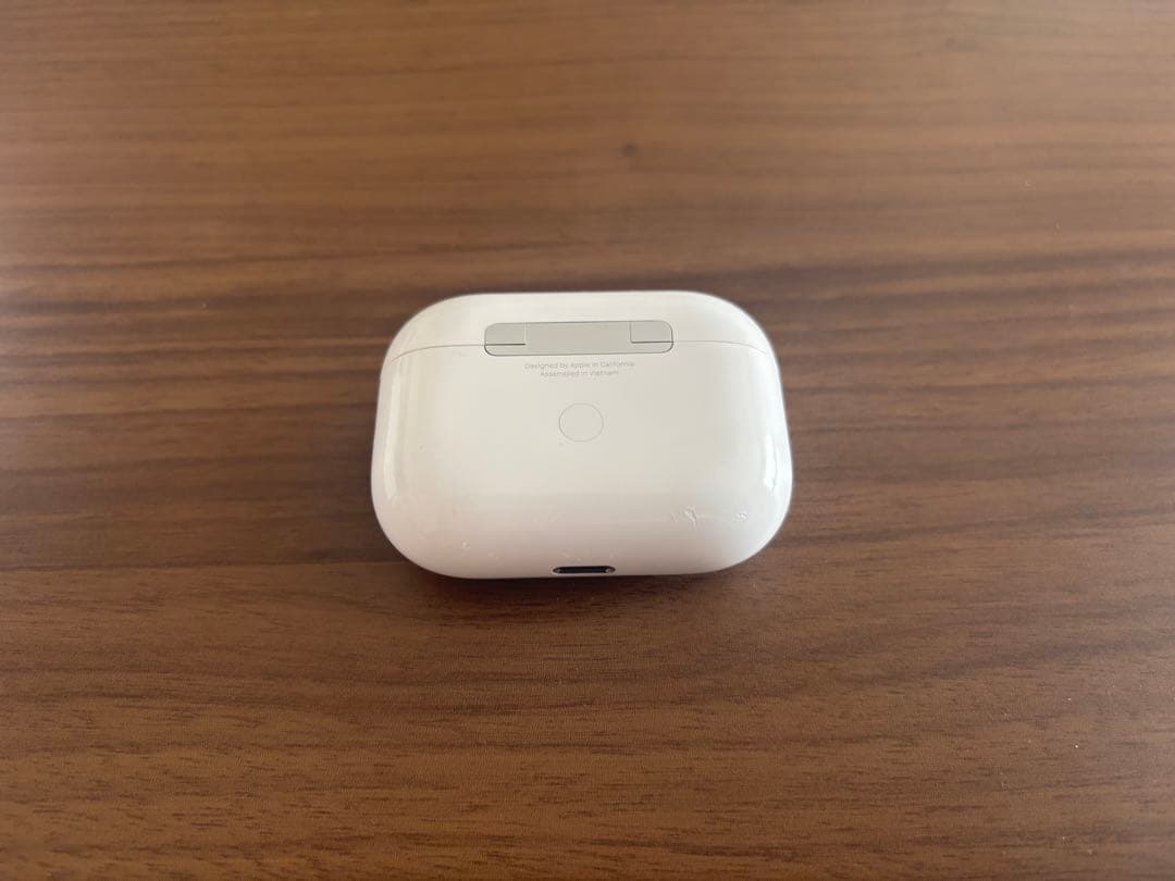 AirPods Pro 本体　lightning A2083
