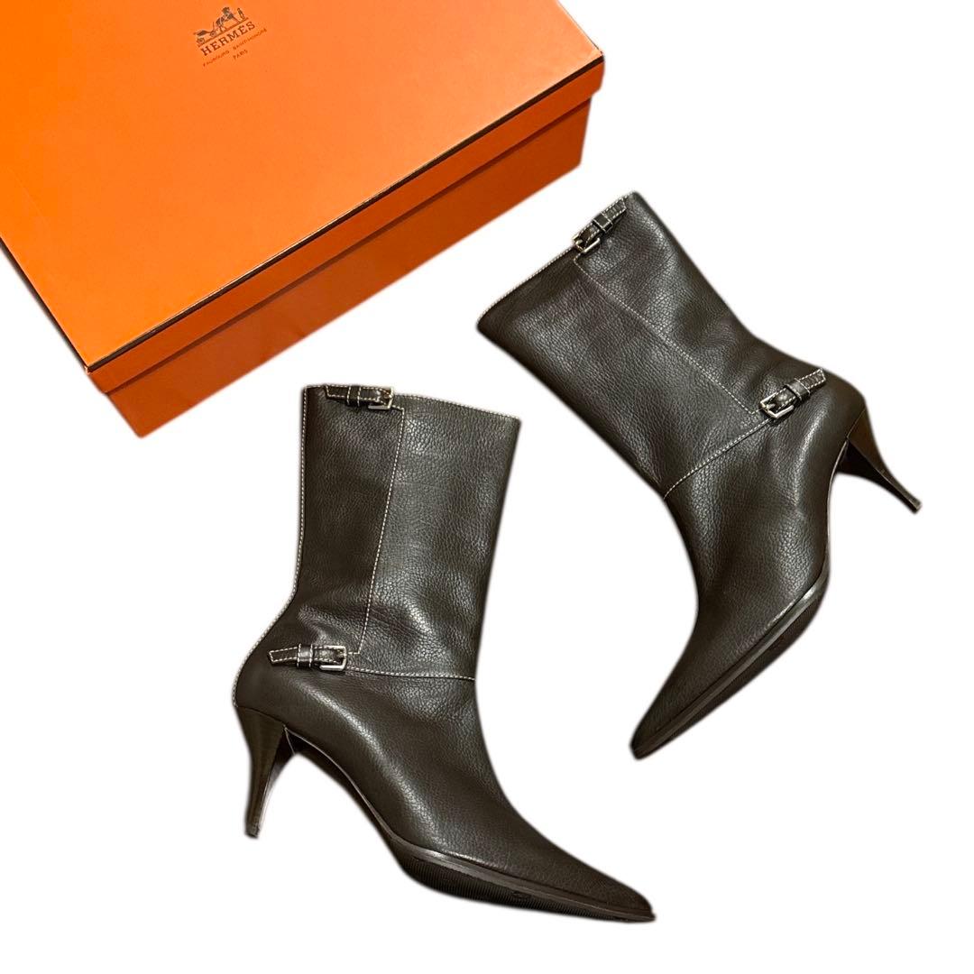 エルメス　新品　レザー ポインテッドトゥブーツ 38 バックル付き