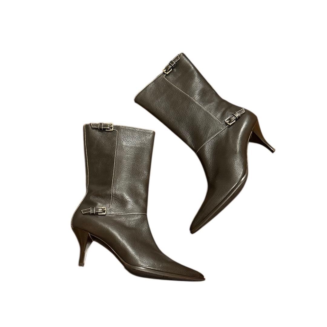 エルメス　新品　レザー ポインテッドトゥブーツ 38 バックル付き