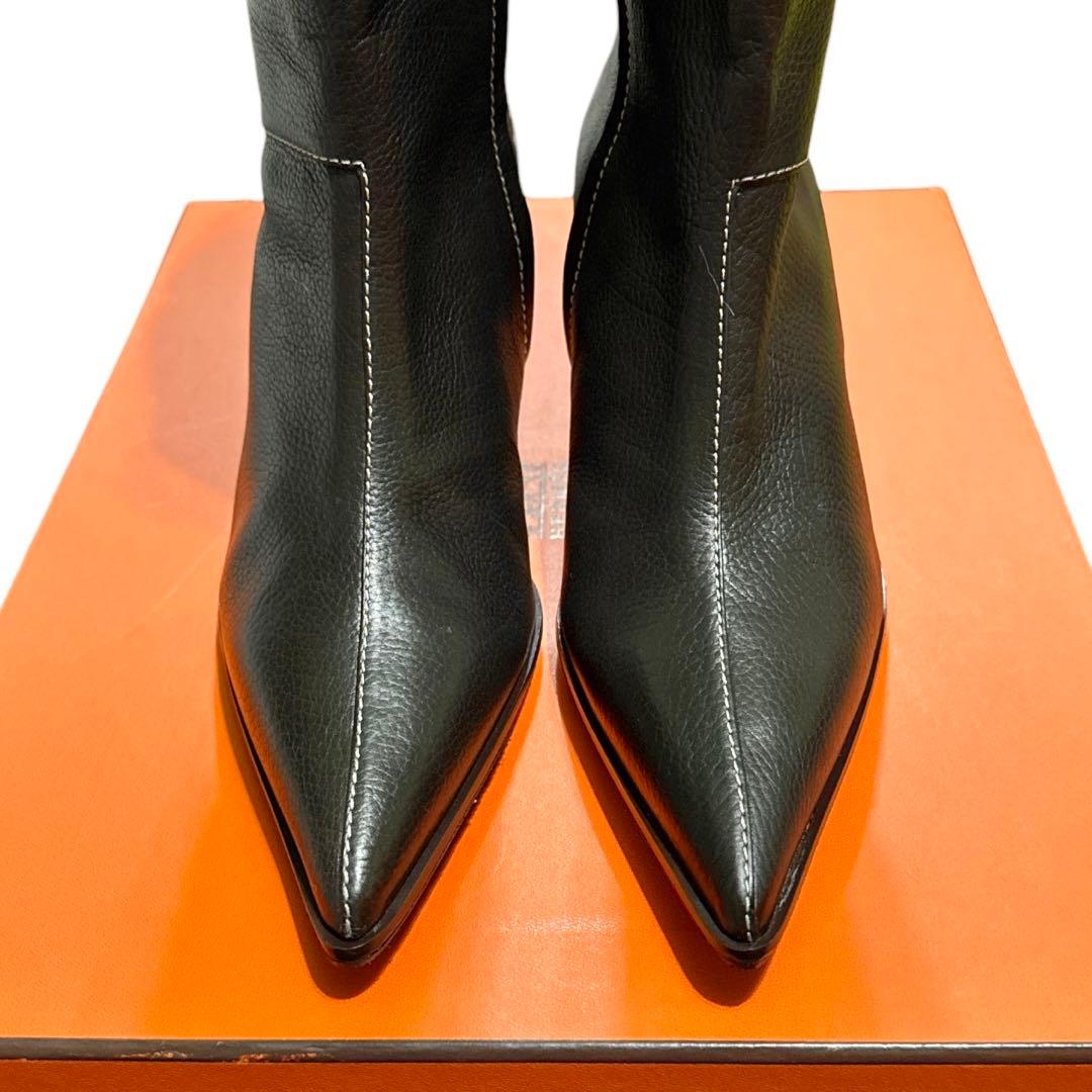 エルメス　新品　レザー ポインテッドトゥブーツ 38 バックル付き