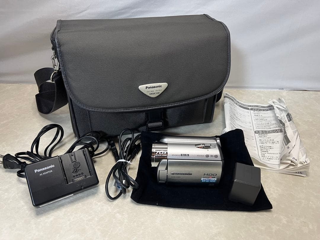 パナソニック　Panasonic　デジカメ　デジタルカメラ　ハンディ　コンパクト