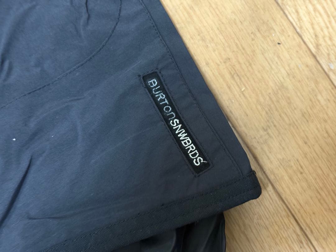 BURTON AK GORE-TEX Sサイズ　黒スノーウェア　パンツ