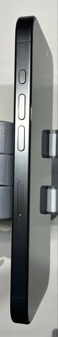 iPhone15pro 128GB (オマケ付き)