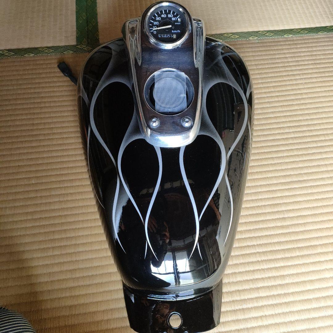 マグナ　50　純正 ガソリンタンク　カスタムペイント