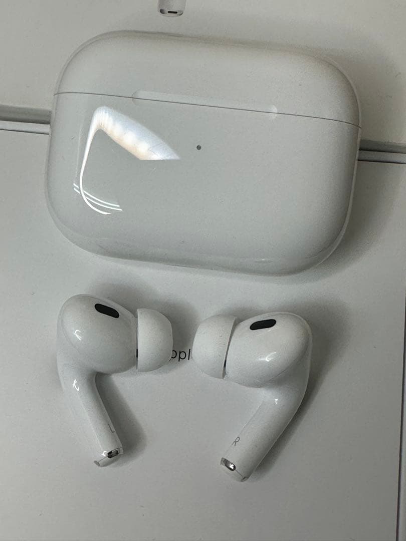 【極美品】AirPodsPro2 MagSafe MTJV3J/A GT6FJ