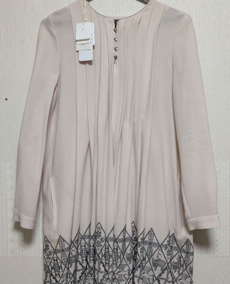 ミナペルホネン symphony ワンピースドレス　ライトベージュ　サイズ36