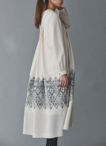 ミナペルホネン symphony ワンピースドレス　ライトベージュ　サイズ36