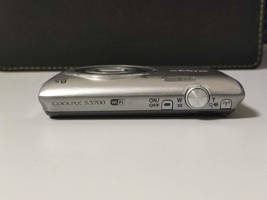 Nikonニコン COOLPIX S3700 コンパクトデジタルカメラ コンデジ