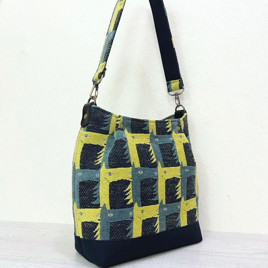 ミナペルホネン　ハンドメイド　ショルダーバッグ　thoroughbred