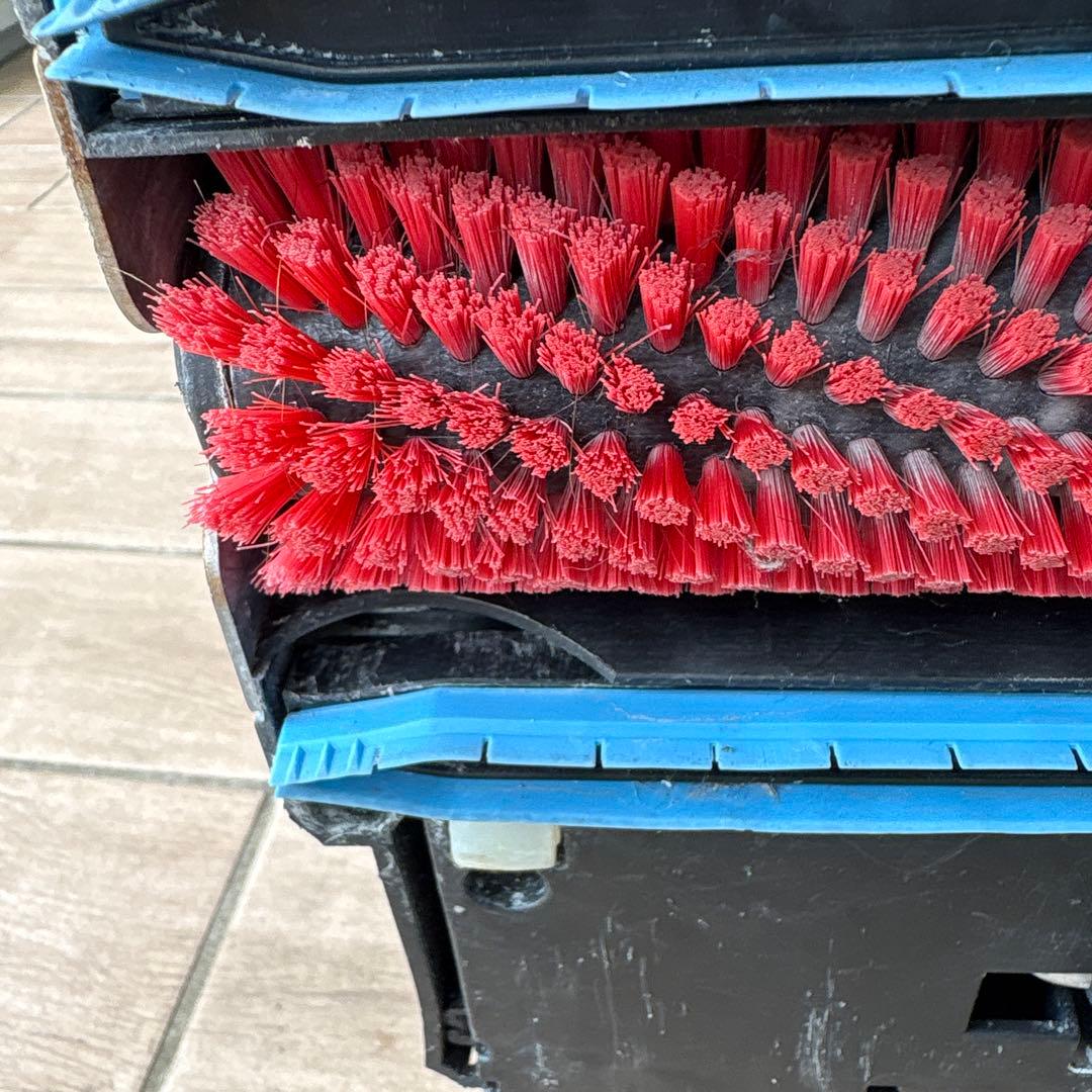 【おお幅値下げ】ケルヒャー業務用床洗浄機　BR30/4C