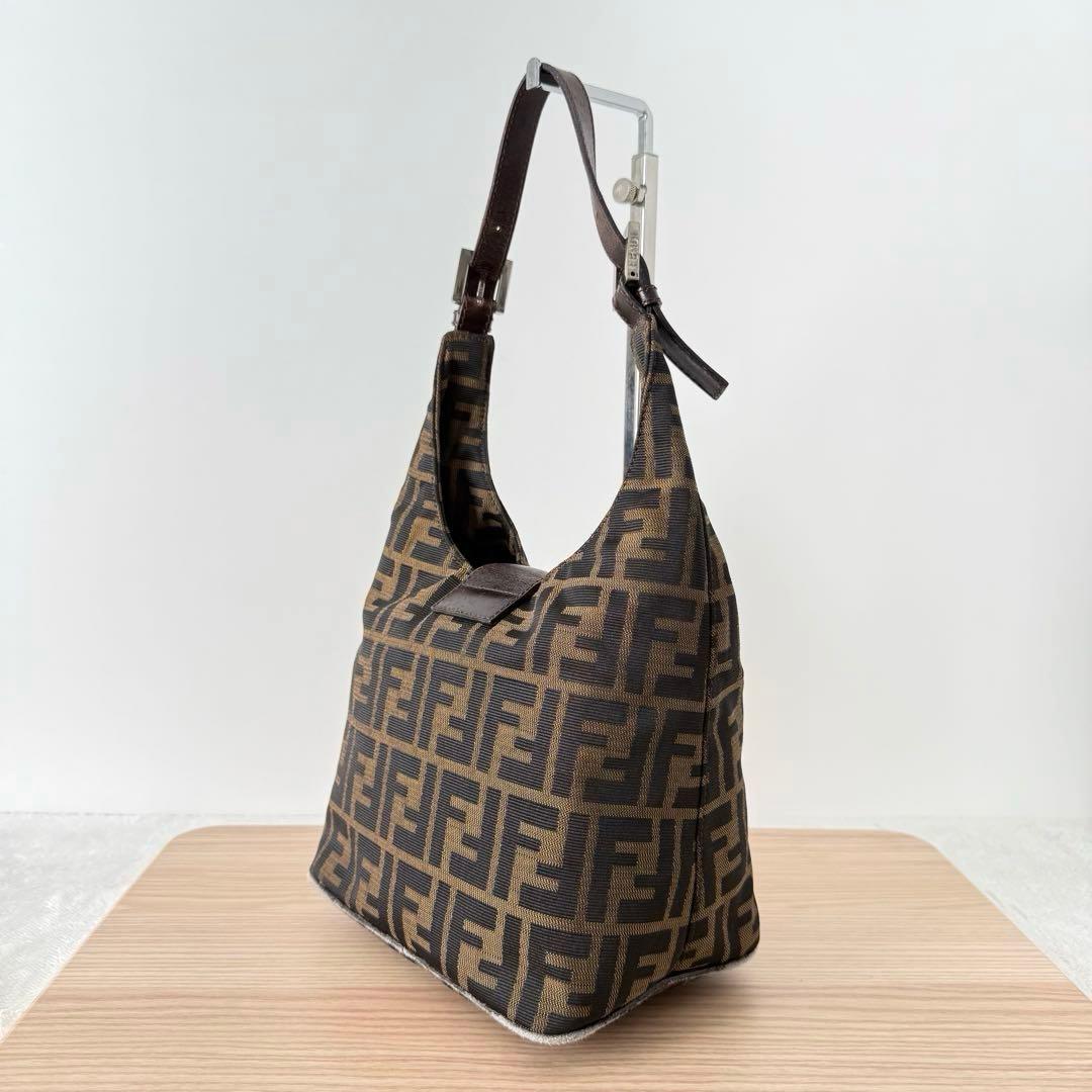 FENDI フェンディ ズッカ マンマバケット ハンドバッグ FF金具 ブラウン