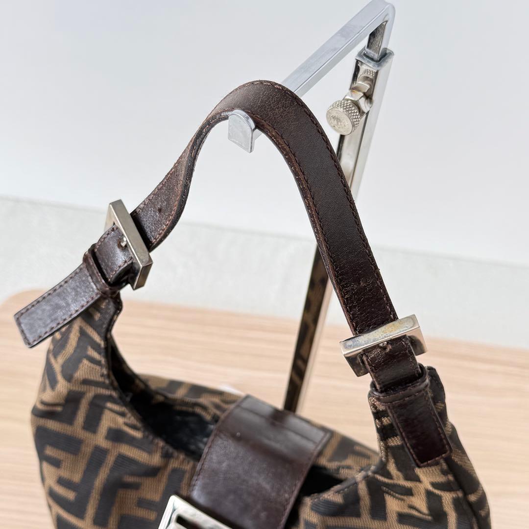 FENDI フェンディ ズッカ マンマバケット ハンドバッグ FF金具 ブラウン