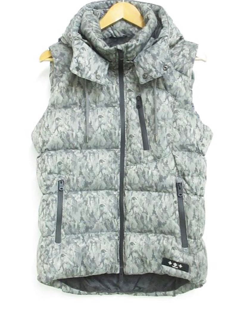 タトラス　ダウンベスト