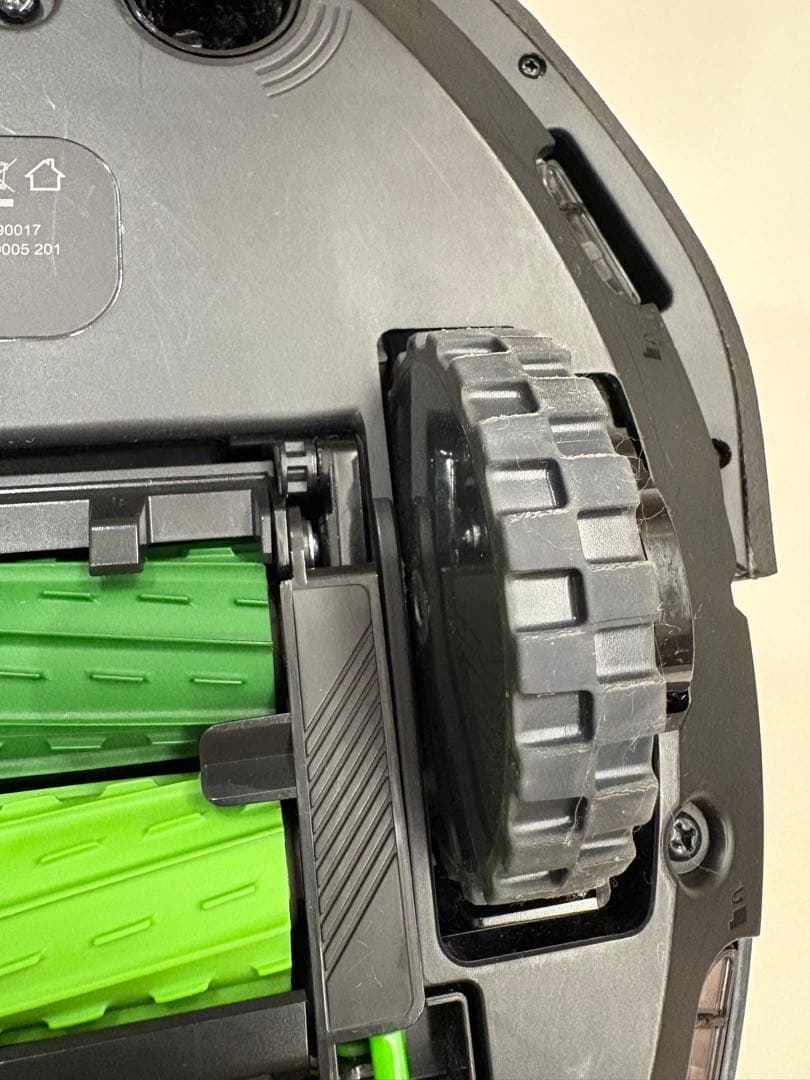 【美品】ルンバ i7+ 月1～2回使用　 アイロボット　ロボット掃除機本体