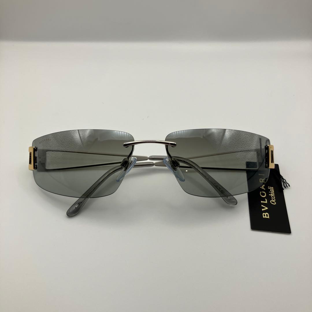 【新品未使用箱あり‼️】 BVLGARI Occident グレー サングラス
