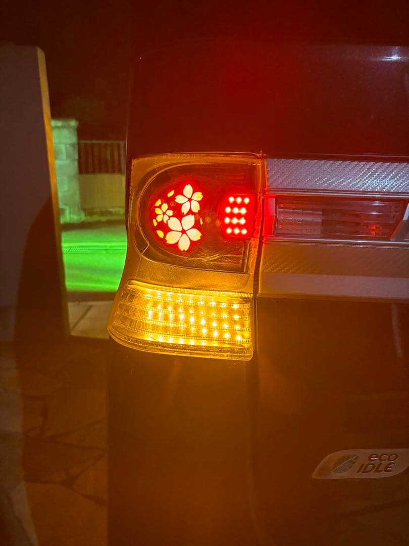 青*薇様 l375sタントカスタム インナーブラックLEDテールランプ