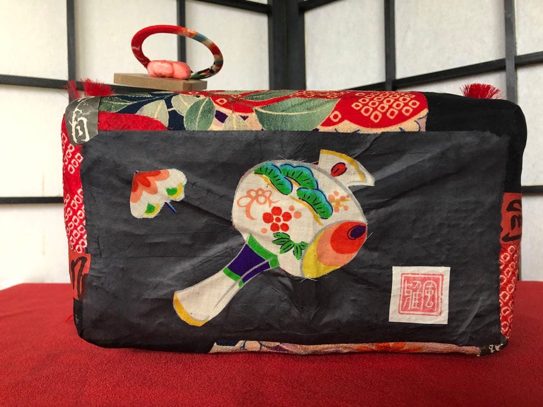 一閑張り　一閑張りバック　 江戸縮緬　古布　犬張子