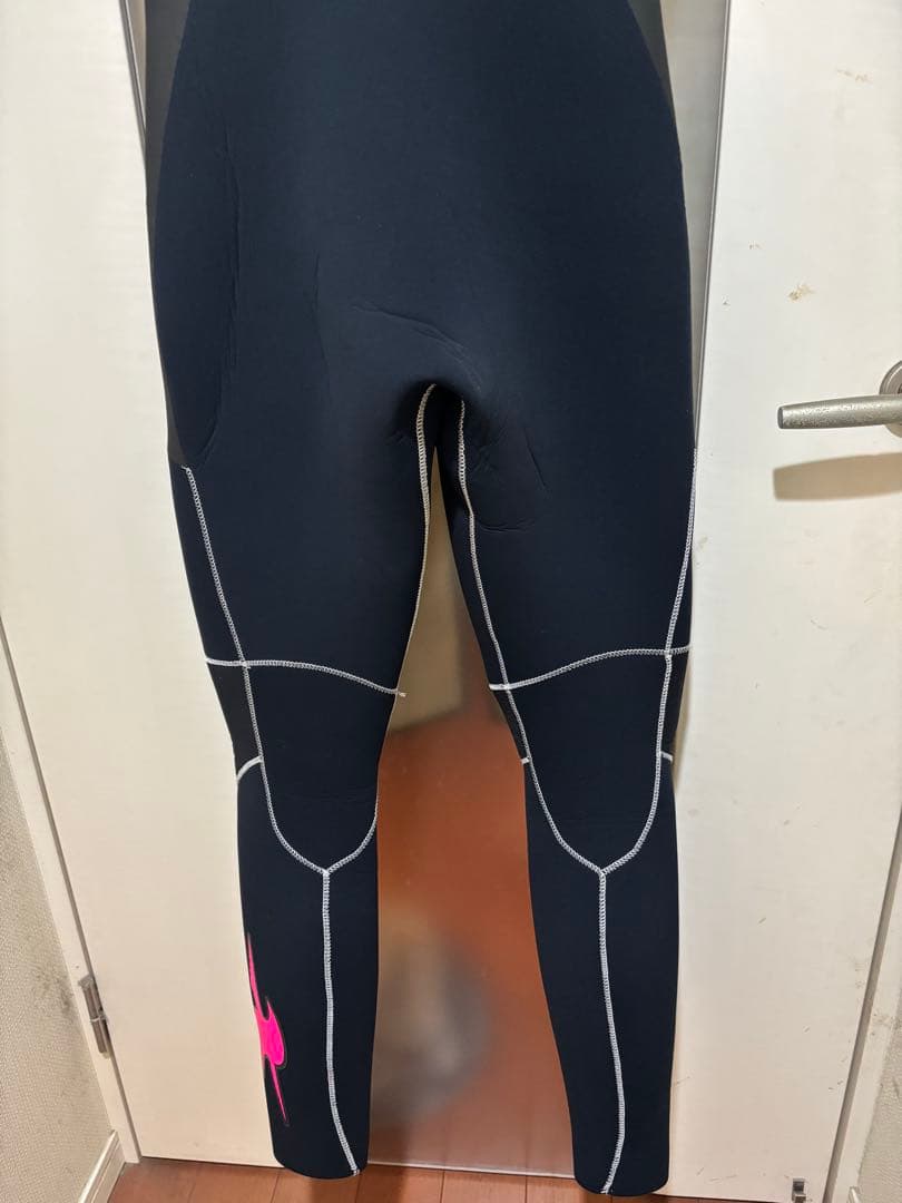 入水少なめ！　SAVERCROSS　セイバークロス　セミドライ　ウェットスーツ