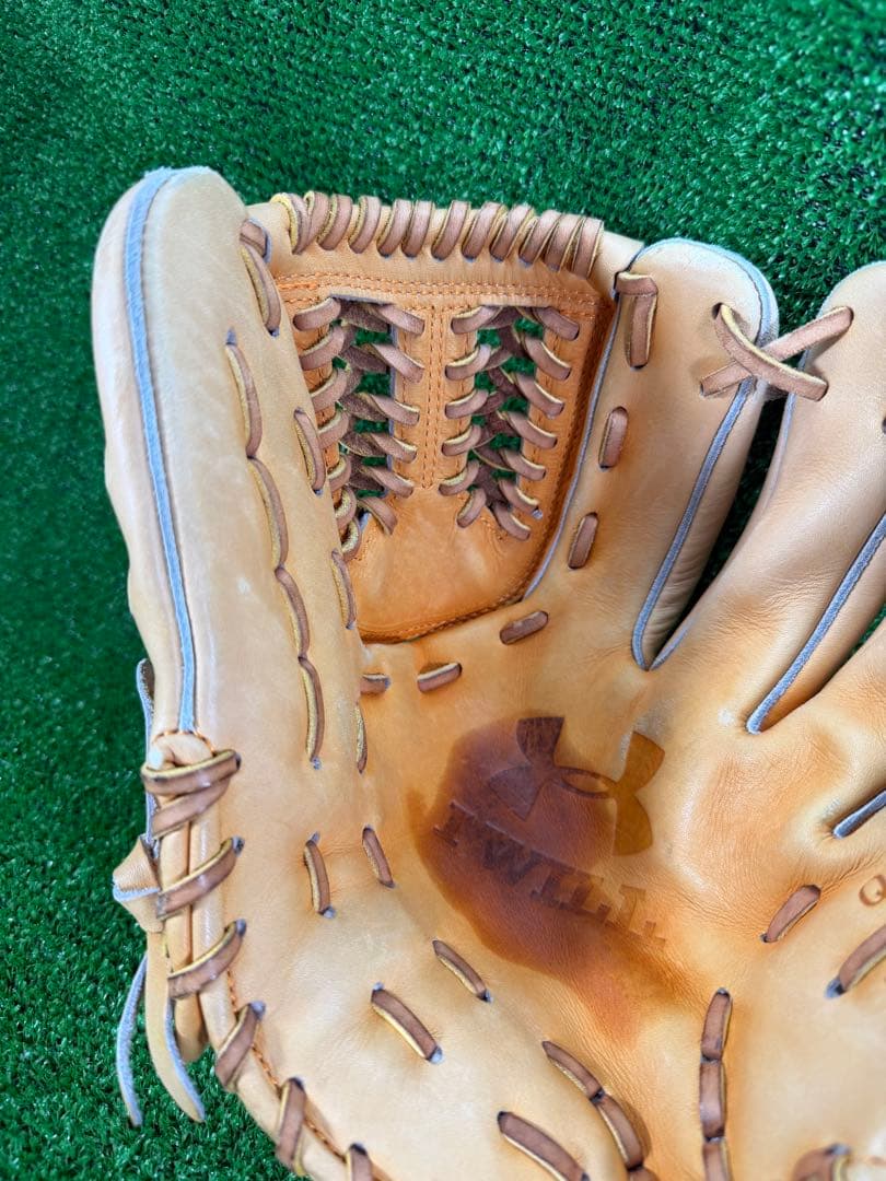 アンダーアーマー　硬式　内野手　ＱＢＢ０００６