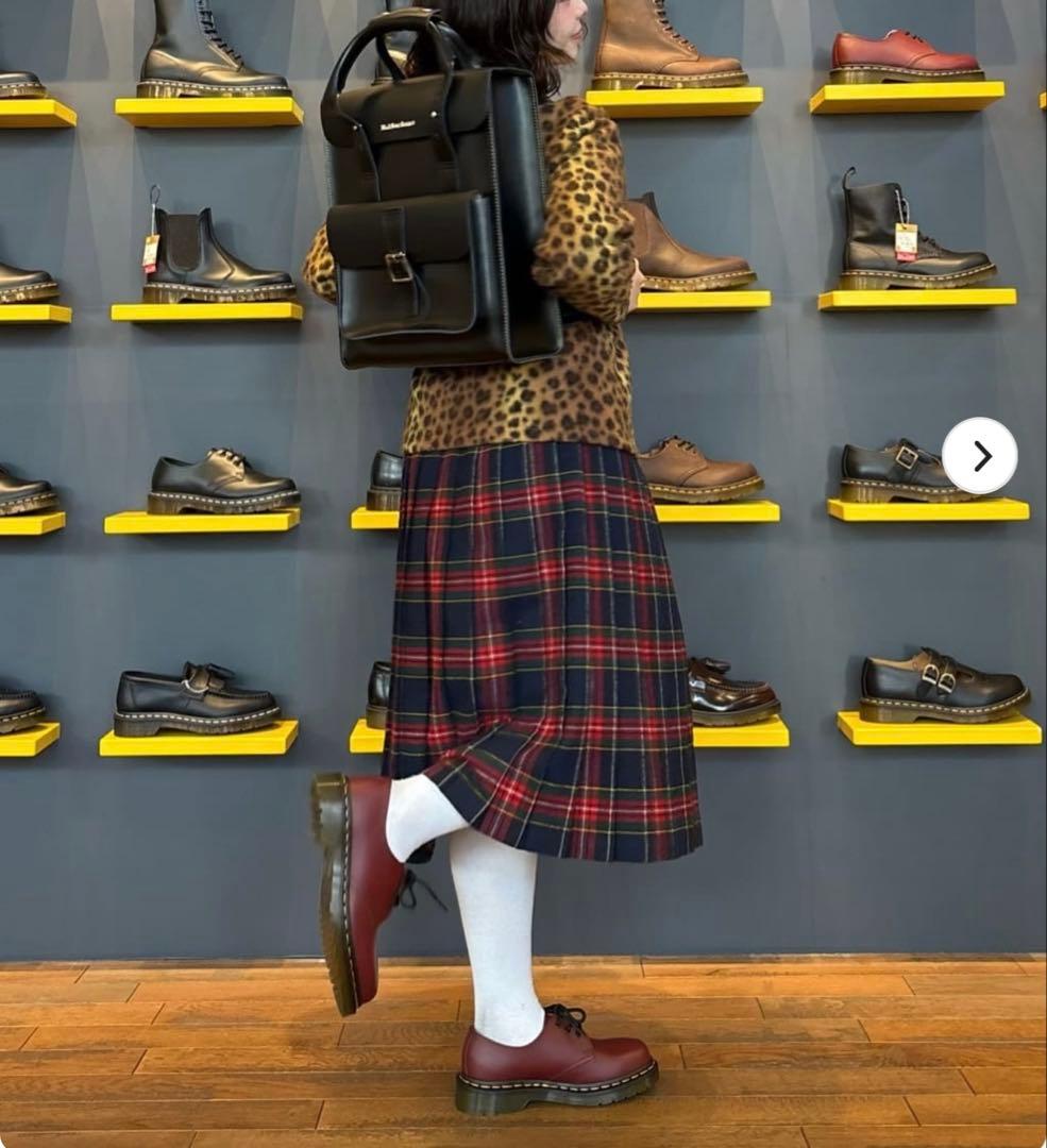 美品ドクターマーチン 1461 3ホール シューズ チェリーレッド 24 UK5