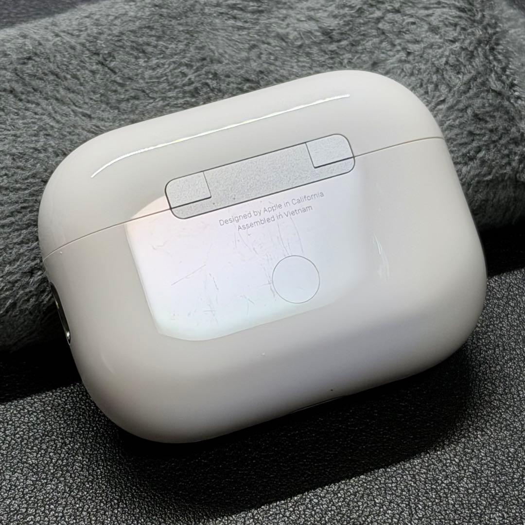 美品 AirPods Pro 2 (USB-C)