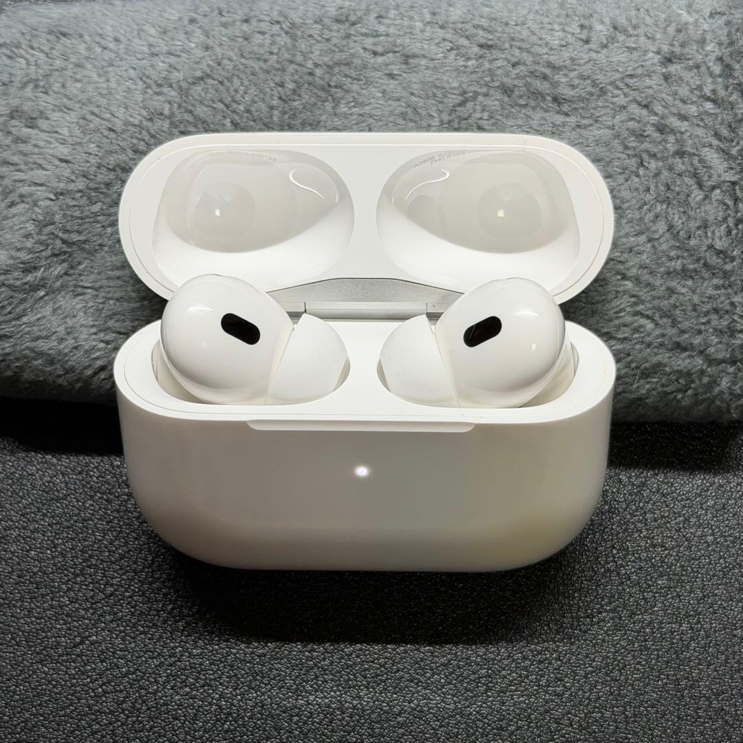 美品 AirPods Pro 2 (USB-C)