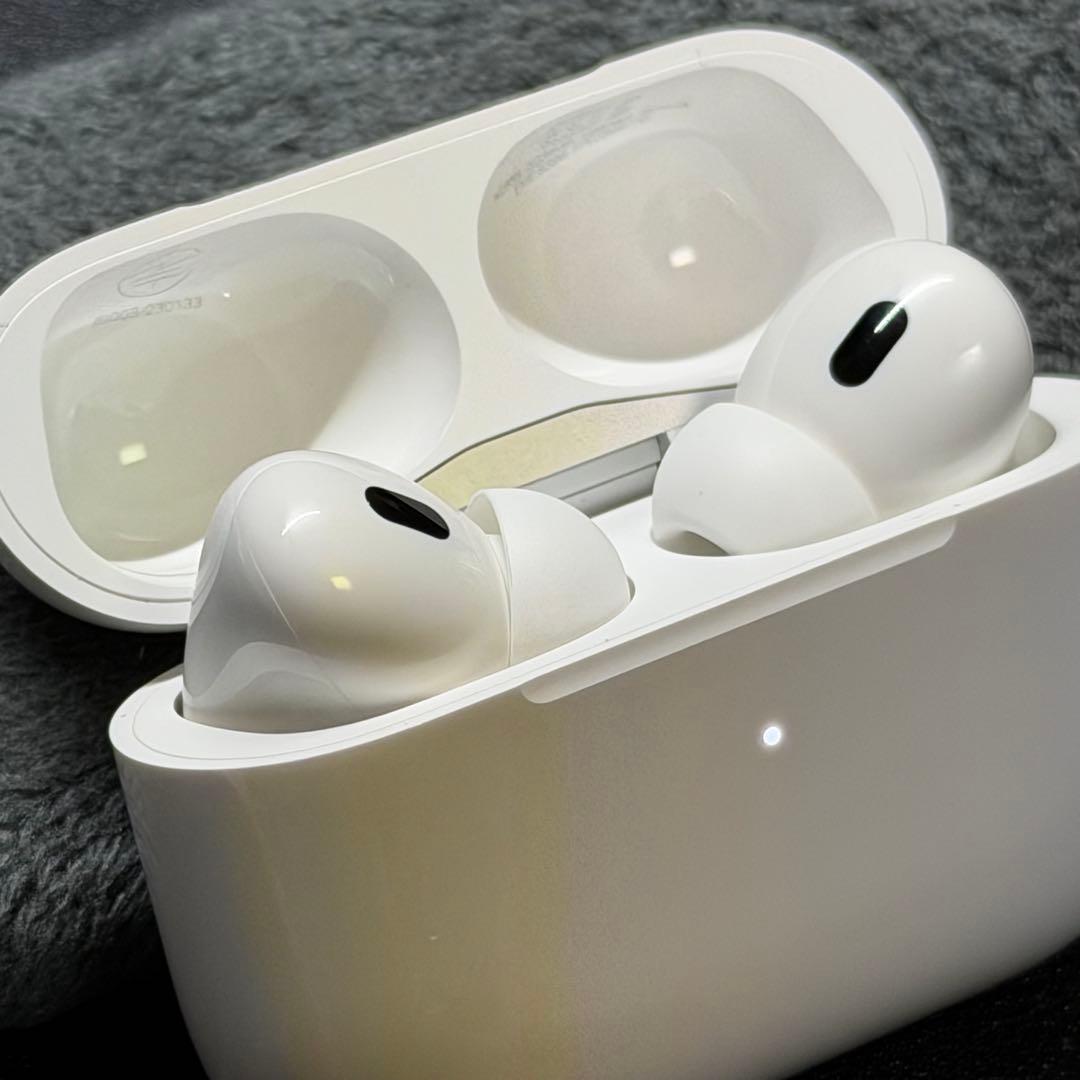 美品 AirPods Pro 2 (USB-C)