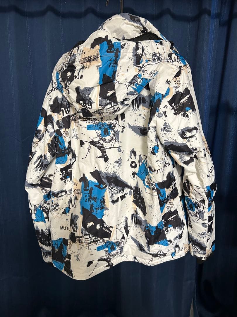 スキーウェアセット（ジャケット・パンツ）