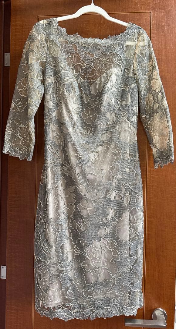 タダシショージ　レース　ドレス