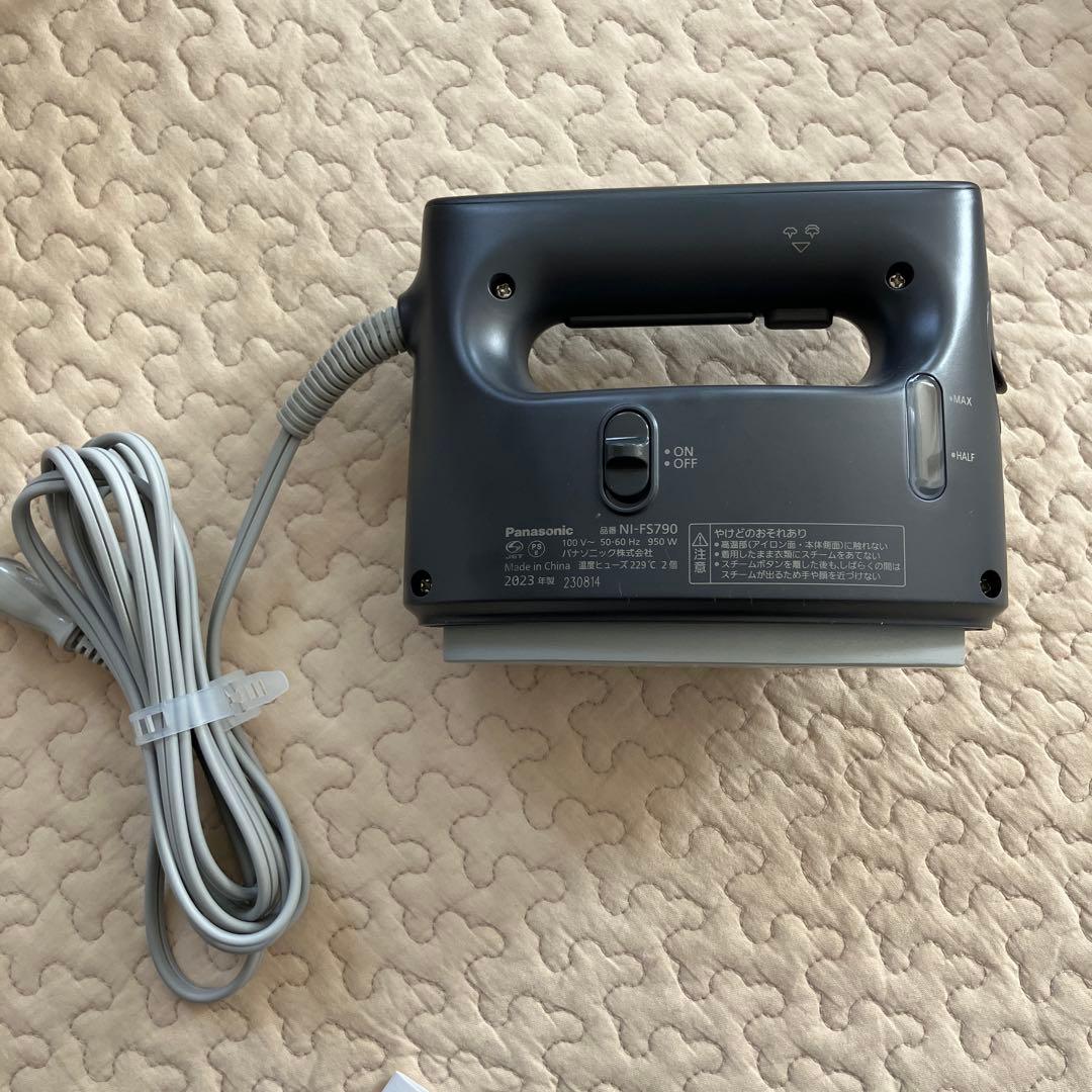 Panasonic NI-FS790-K 衣類スチーマー 本体　アイロン