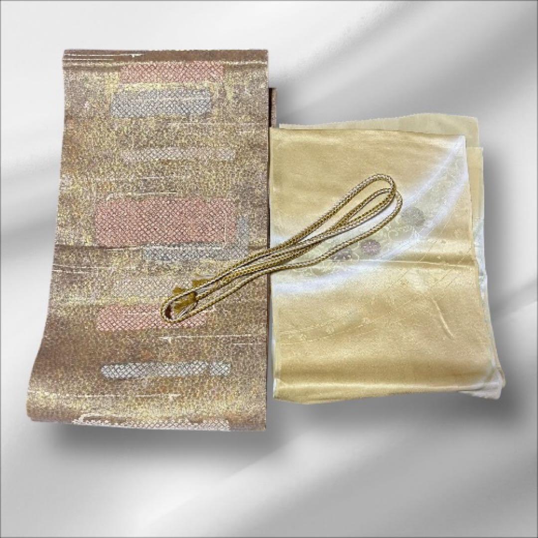 美品　袷　正絹　紋付　縮緬　鮫小紋　江戸小紋　フルセット　西陣唐織金箔袋帯