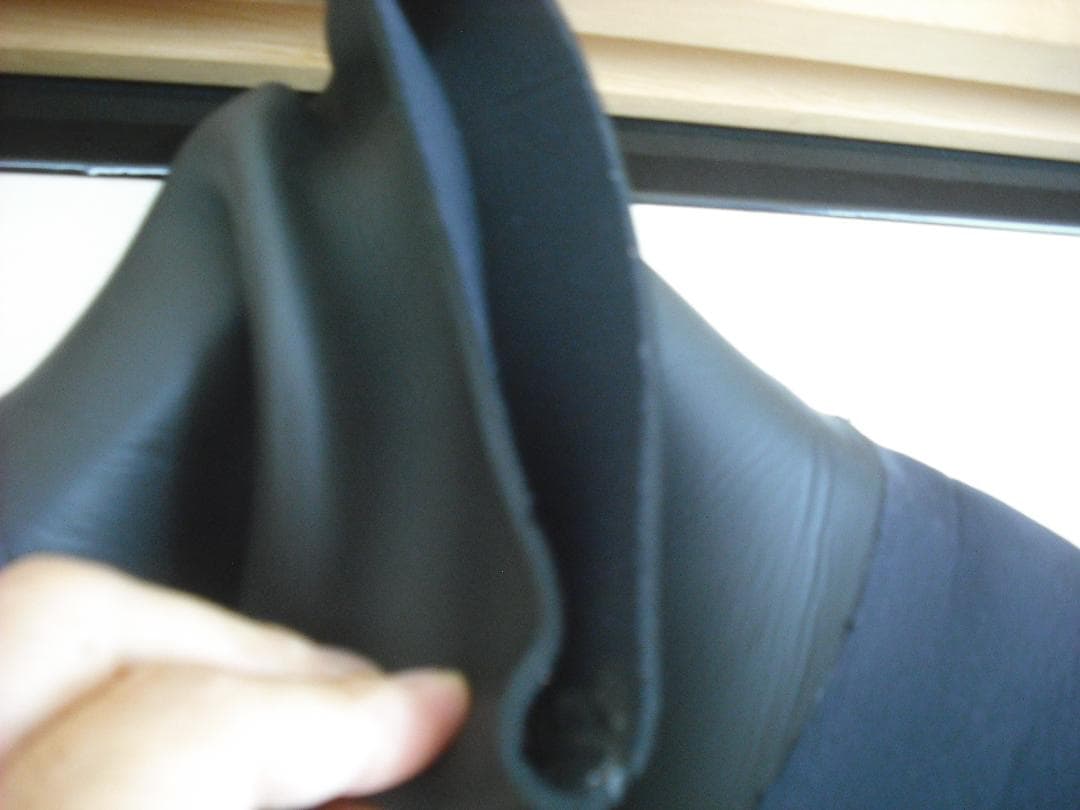 【稀少フル5mm　程度良好】セミドライウエットスーツ　BLANK 　サイズＭＬ