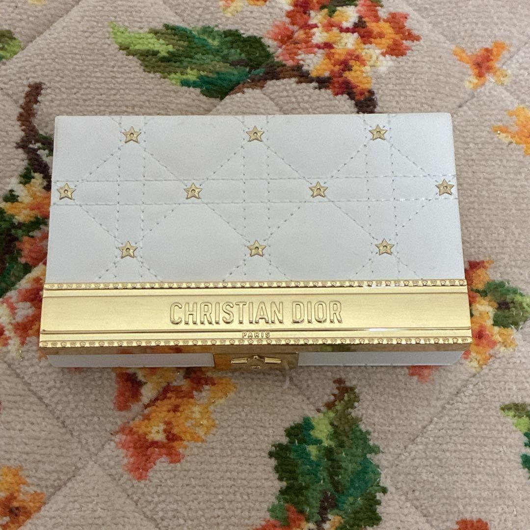 値下げ☆極美品☆スウォッチのみ！ディオール　2025クリスマス限定アイシャドウ