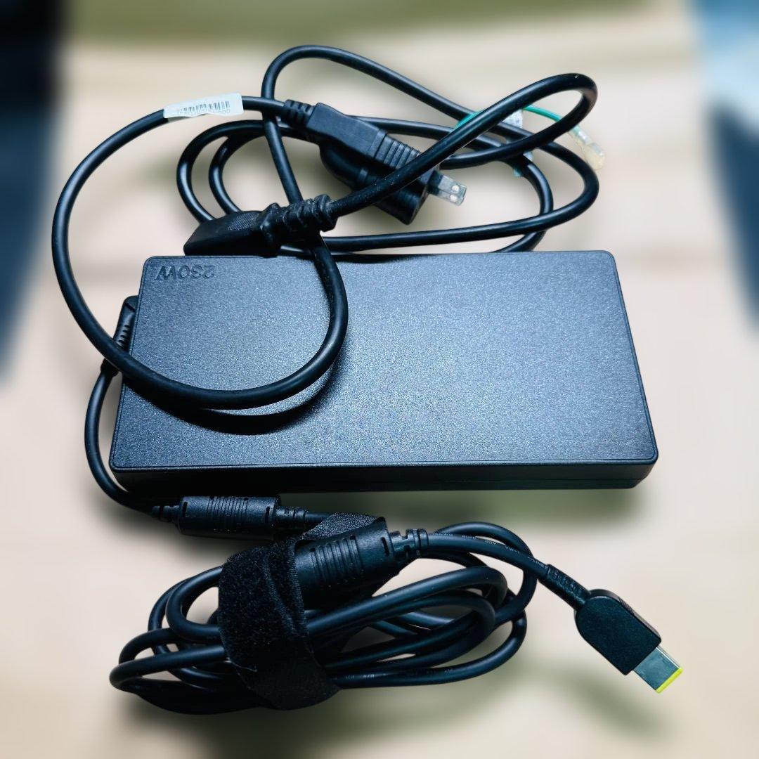 【中古PC】Lenovo ThinkStation P350 Tinyプレミアム