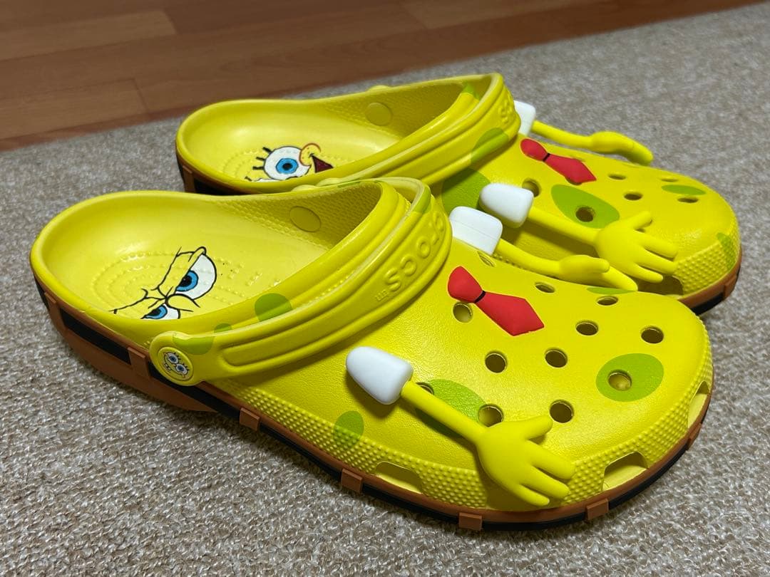 ！再値下げ！【新品未使用】crocs × Sponge Bobスポンジ ボブ