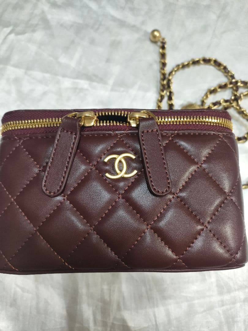 シャネル ショルダーバニティ バーガンディ ノベルティ