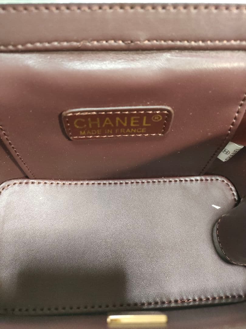 シャネル ショルダーバニティ バーガンディ ノベルティ