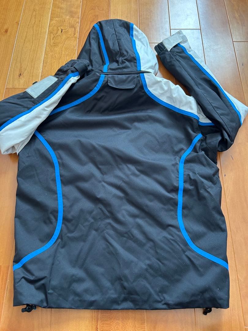 スウェーデン代表モデル★ GOLDWIN サイドフルオープン スキーウェア140