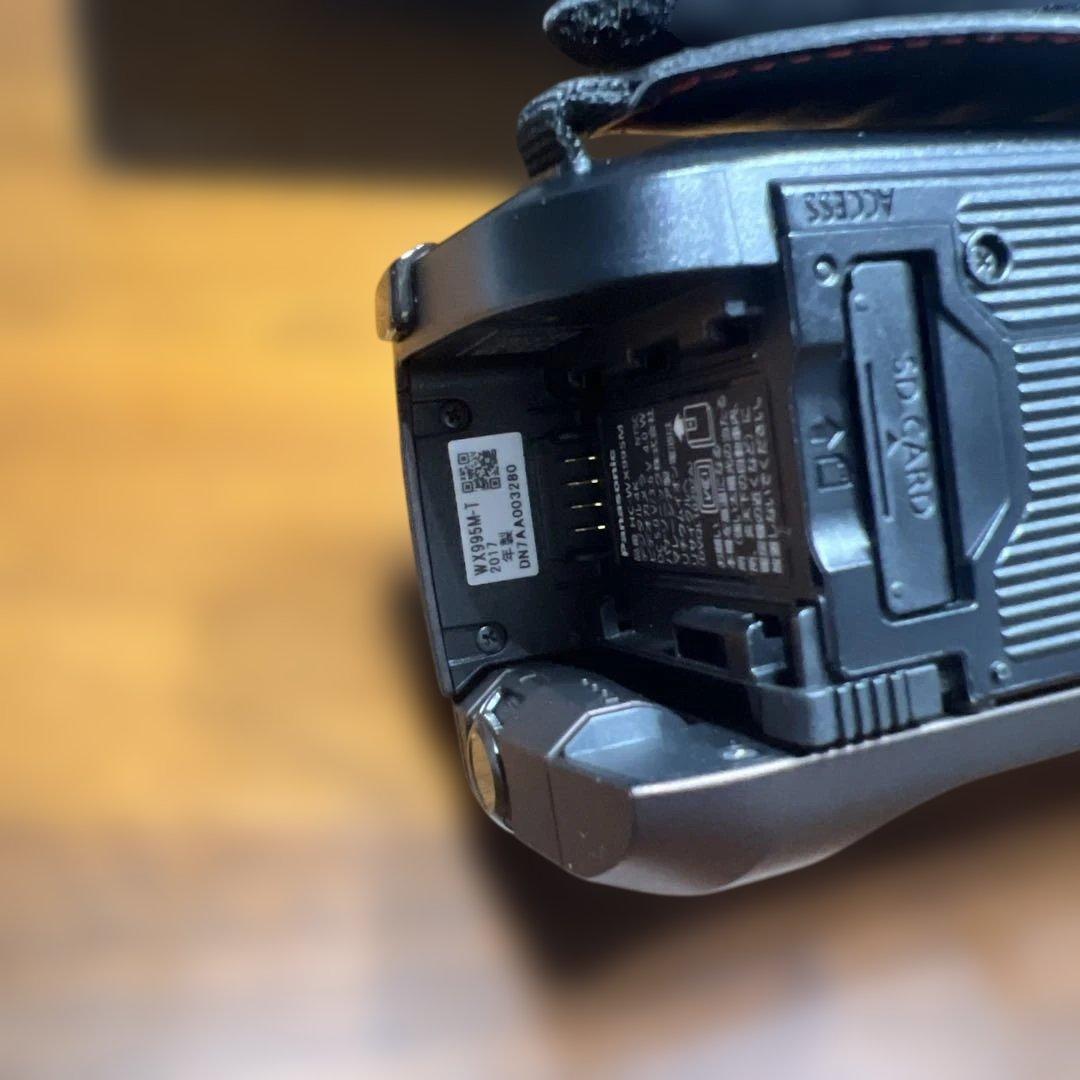 美品　パナソニック 4K ビデオカメラ HC-WX995M-T 64GB