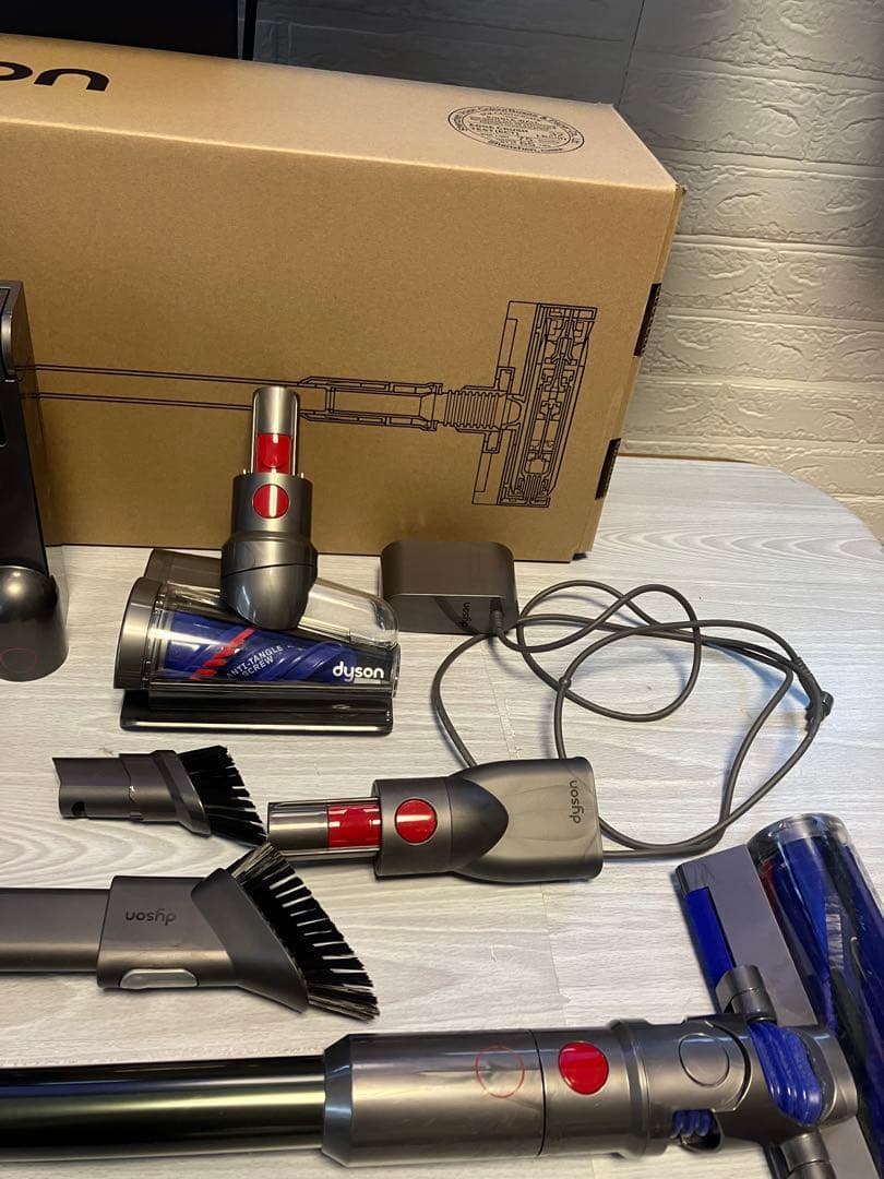【ジャンク】ダイソン Micro 1.5kg コードレス SV33 fluffy