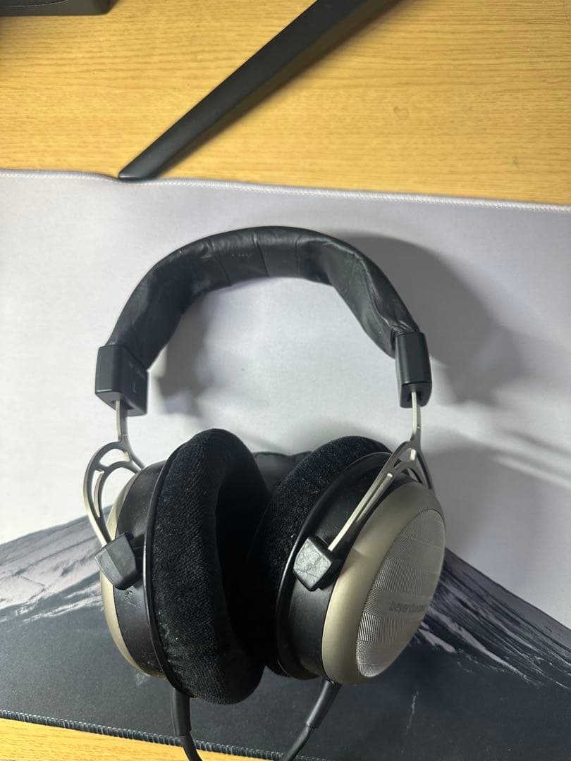 ヘッドホン beyerdynamic T1 1th