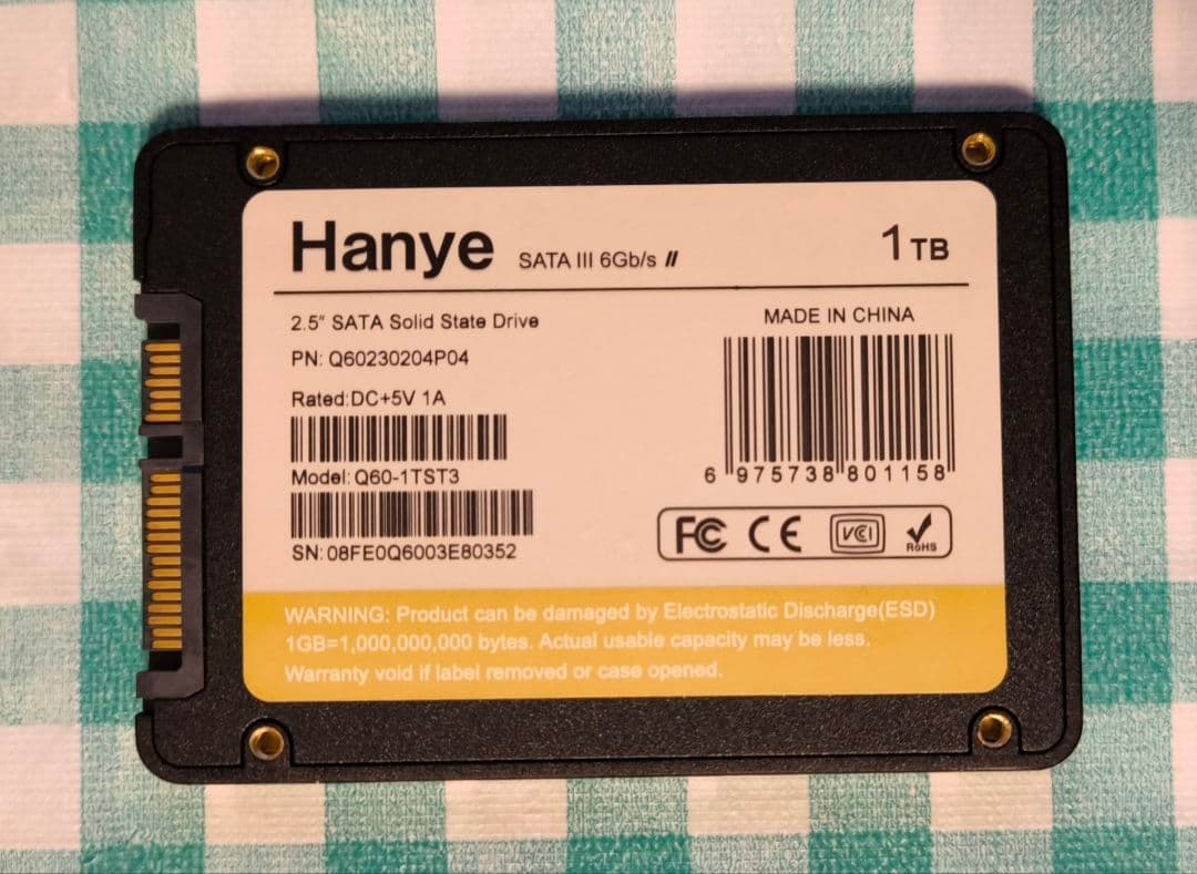 【使用時間極少】Hanye Q60 1TB SATA SSD 2.5インチ。