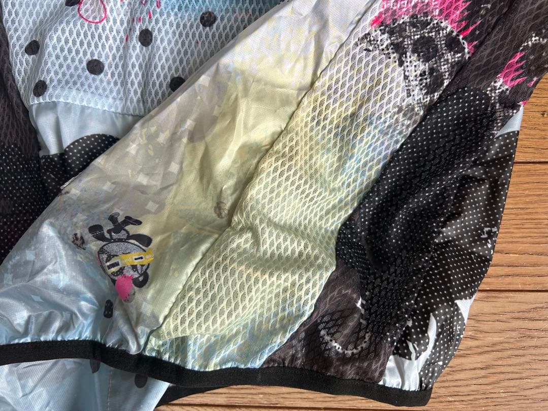 【新品タグ付】パンダーニPANDANI 長袖 ウィンドブレーカー