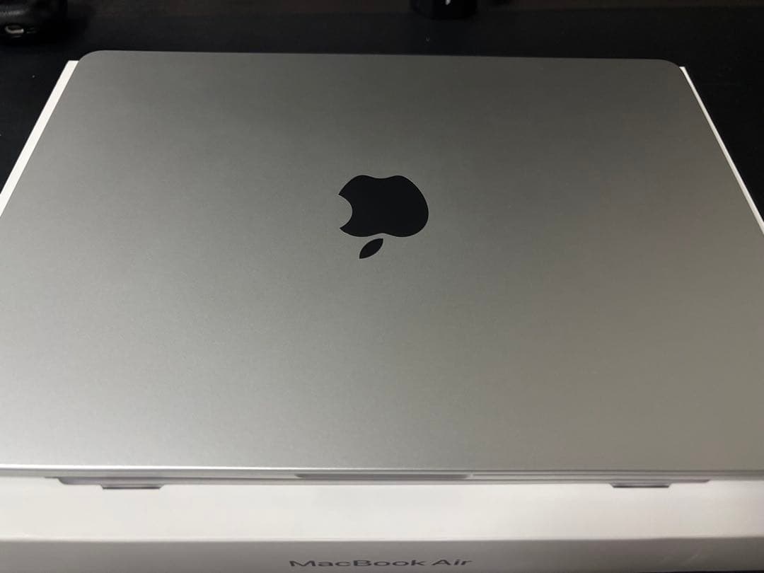 Apple MacBook Air 13インチ M3 256GB