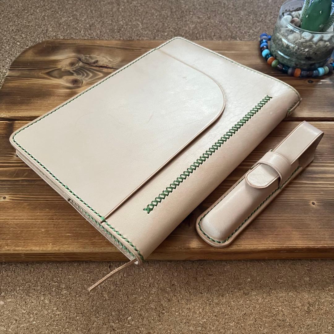 ヌメ革のA5サイズ 手帳カバー117 ペンケース65