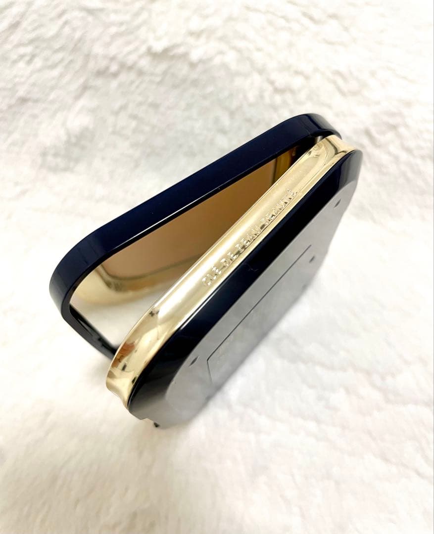 【美品】クレ・ド・ポーボーテ プードルコンパクトエサンシエル n パウダー