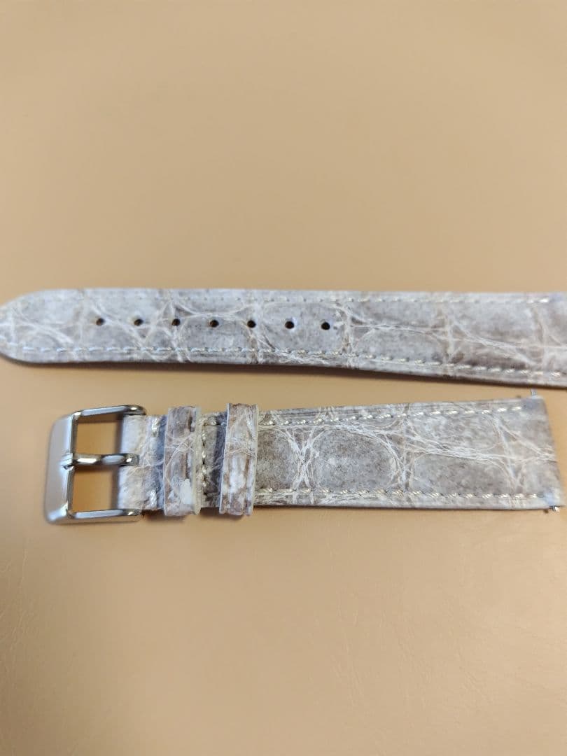 ＊20mm　ワニ革　クロコ　リアルレザー　　ベルト（ホワイト）