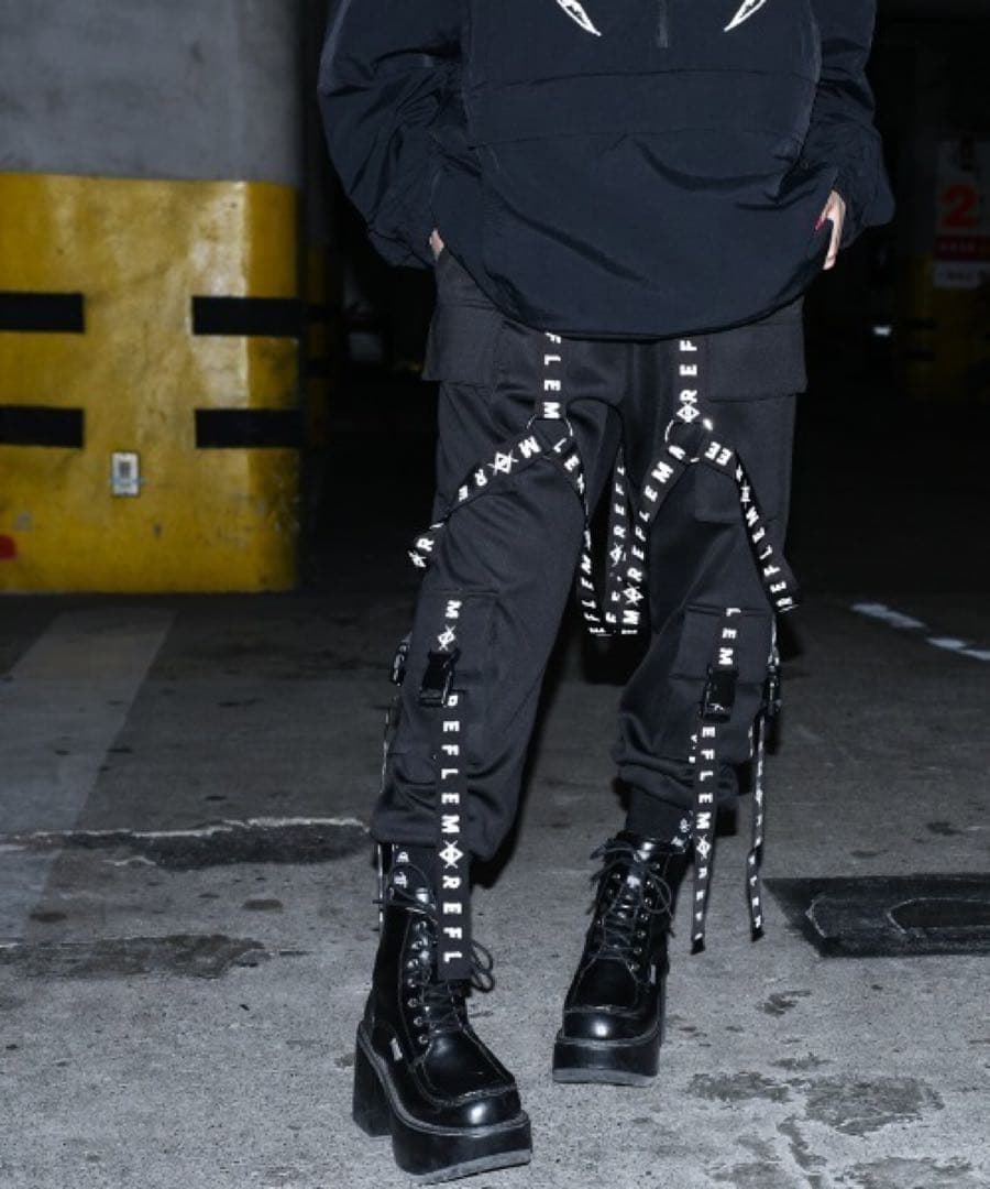 REFLEM(レフレム)ブラックカーゴパンツ